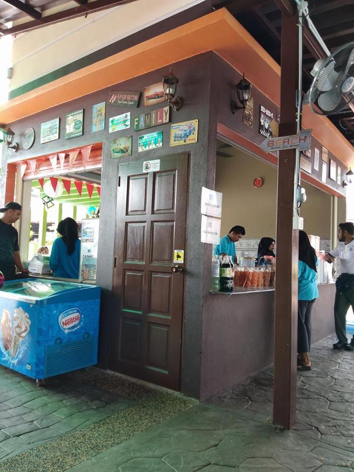 Asfa D Village - Resort - Homestay - Family Room Kemasik Buitenkant foto